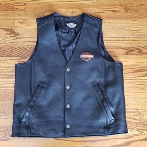Harley Davidson Black Leather Mens Vest Size Large Button Front Button Pockets